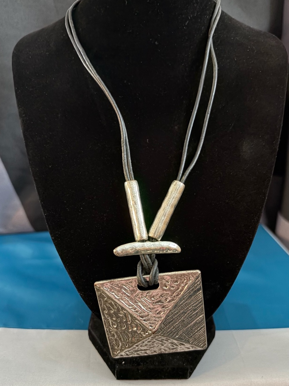 Textured Silver Geometric Pendant Necklace
